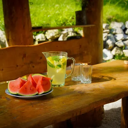 Na Samote U Lesa * Revúca