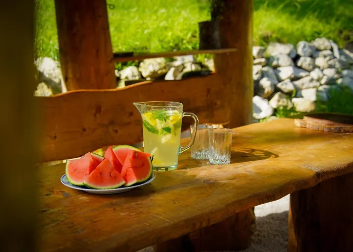 Na Samote U Lesa * Revúca